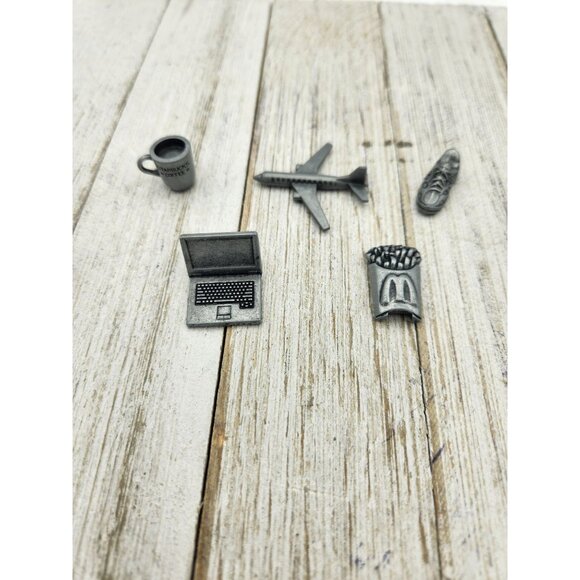 Monopoly here and now Replacement Set of 8 Replacement Tokens Pieces Movers - Picture 4 of 4